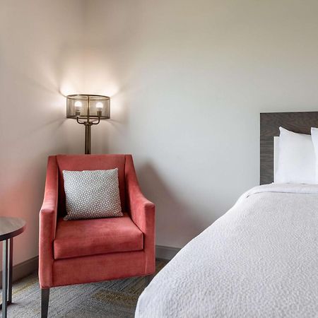 Hilton Garden Inn פרדריקטון מראה חיצוני תמונה