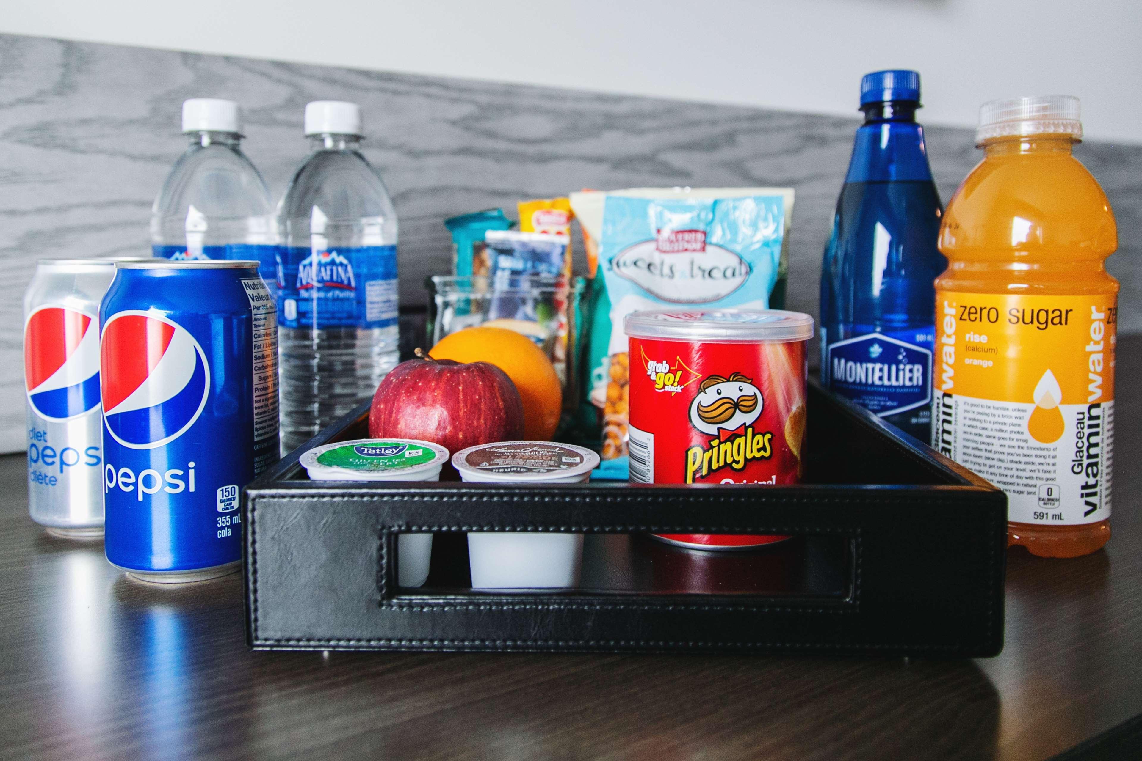 Hilton Garden Inn פרדריקטון מראה חיצוני תמונה