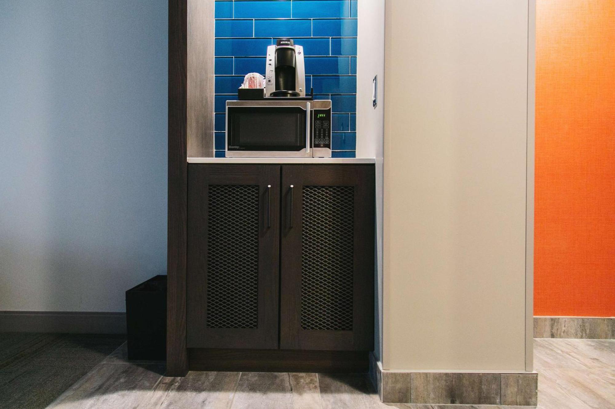 Hilton Garden Inn פרדריקטון מראה חיצוני תמונה