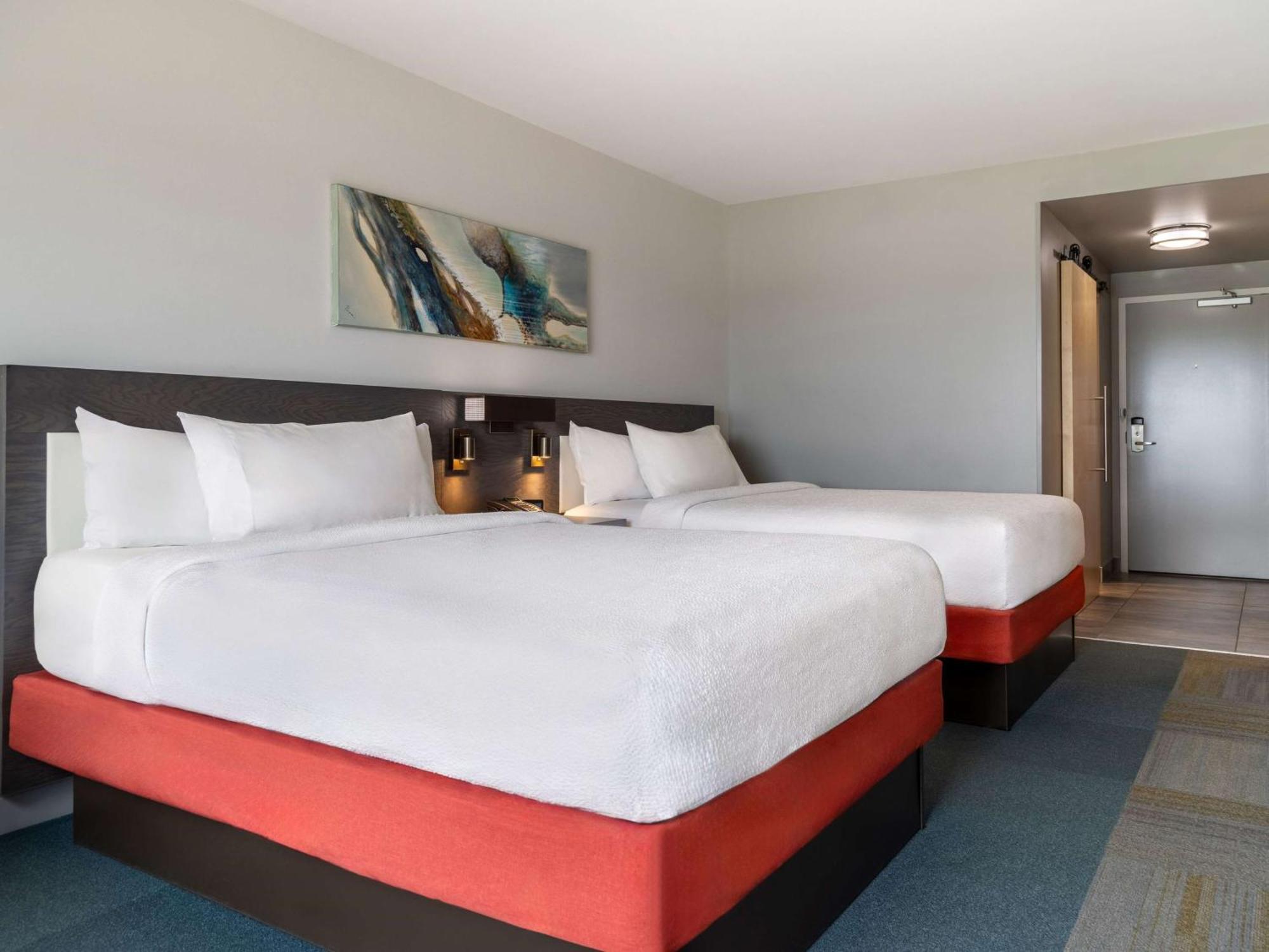 Hilton Garden Inn פרדריקטון מראה חיצוני תמונה