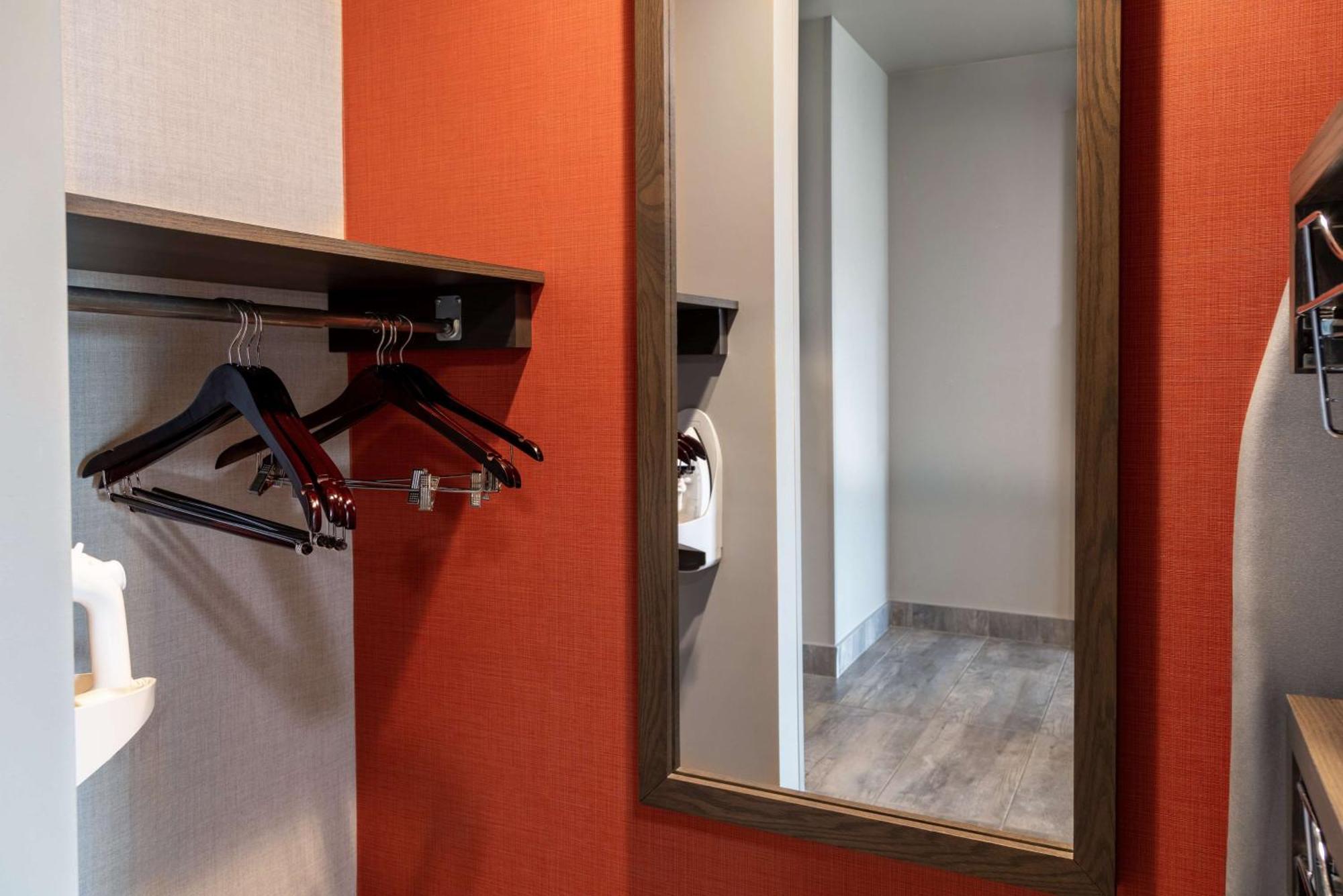 Hilton Garden Inn פרדריקטון מראה חיצוני תמונה