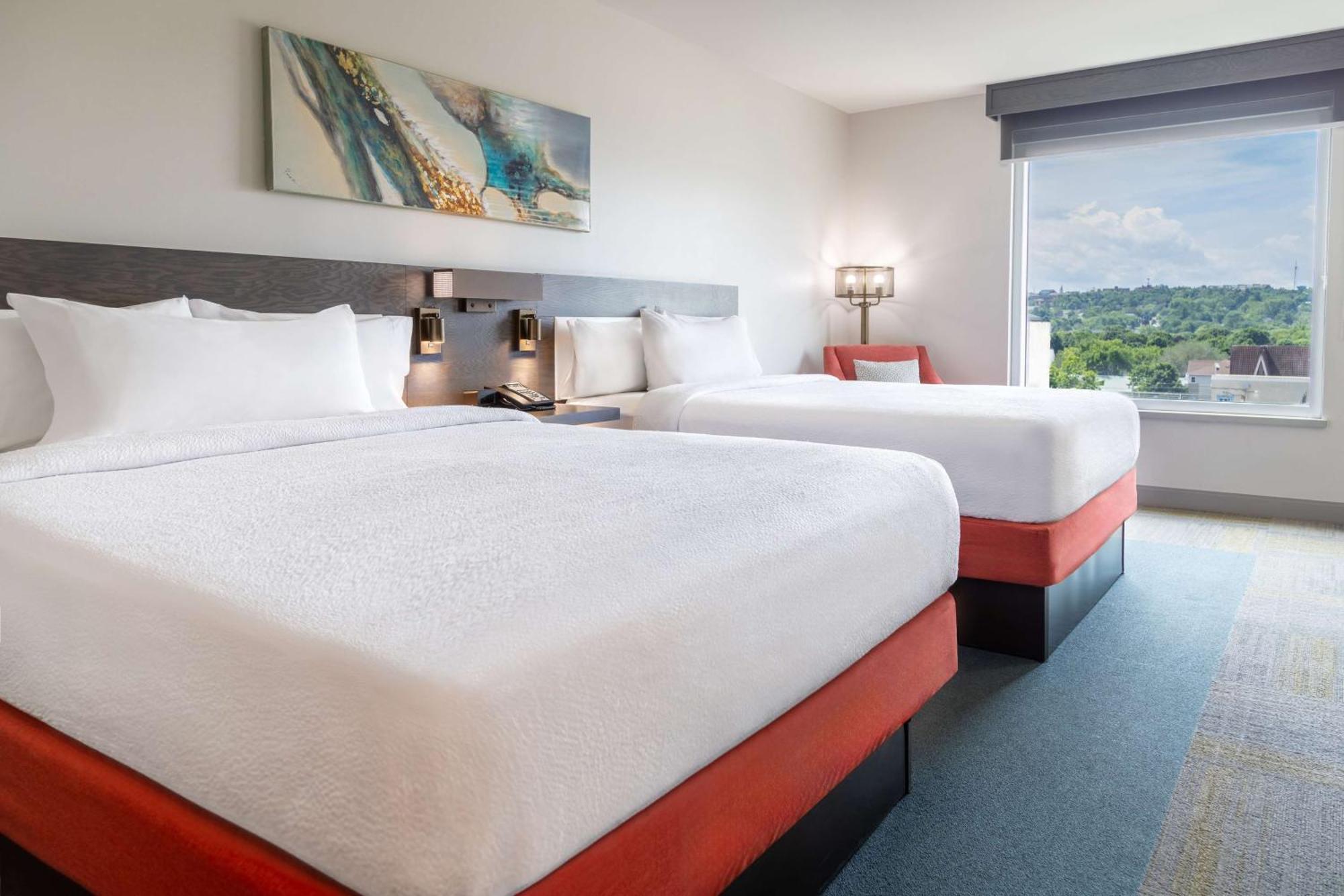Hilton Garden Inn פרדריקטון מראה חיצוני תמונה
